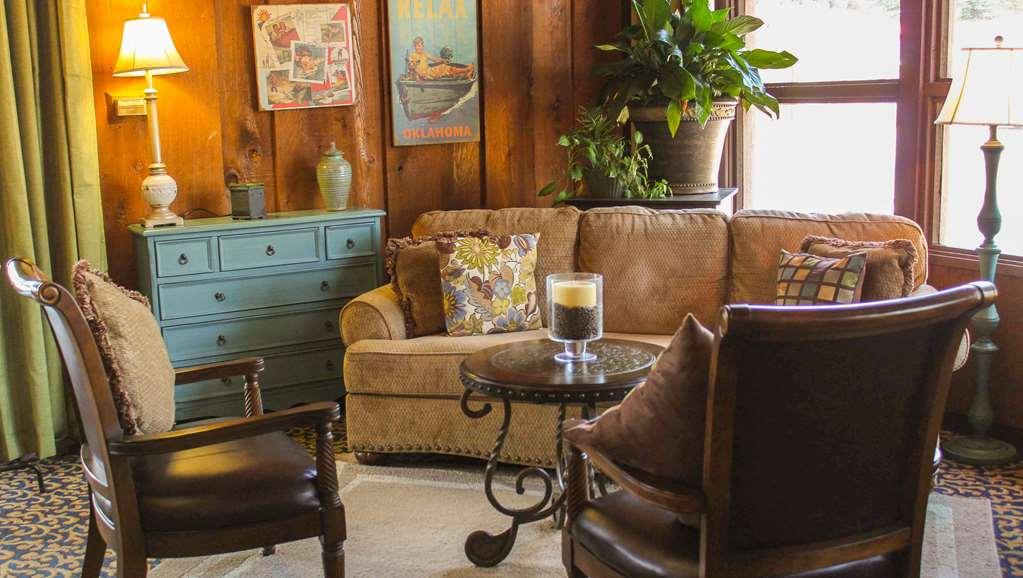 Charles Wesley Motor Lodge Downtown Broken Bow- Hochatown Интерьер фото